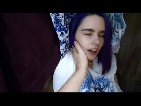 ❤️ Намерих сестра си в гардероба и й помогнах да свърши ❤ Секс видео в bg.my-hentai-gallery.ru ☑